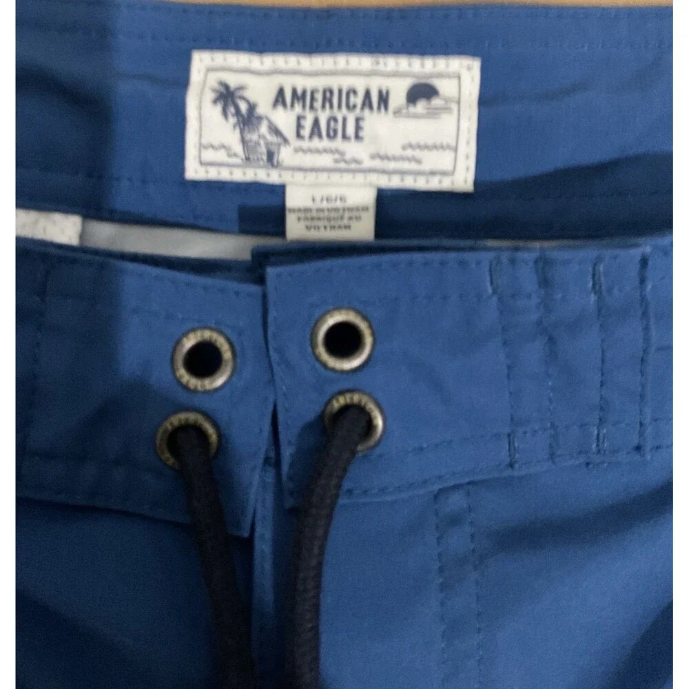 American Eagle Men's Blue Striped Board Shorts
